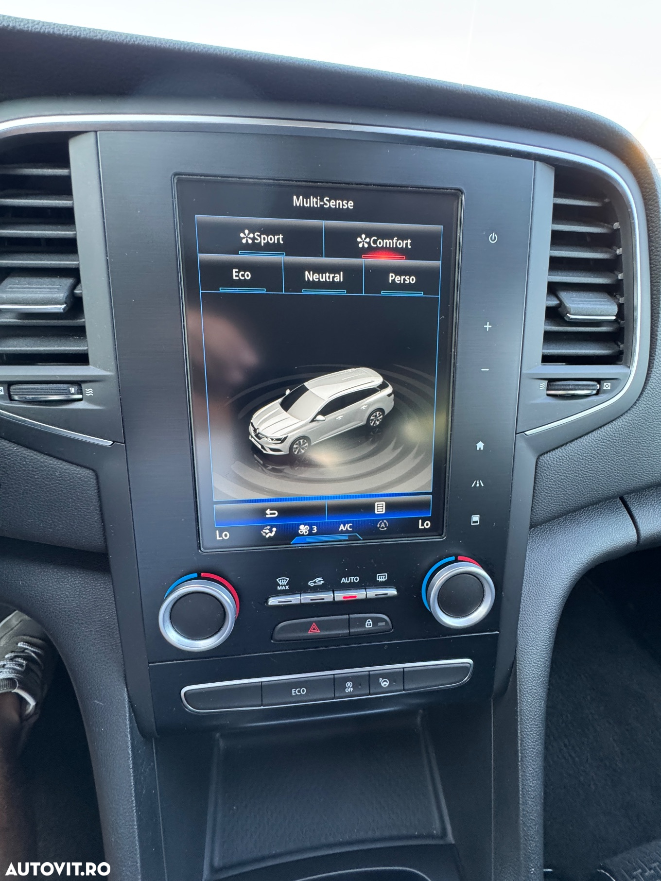 Renault Megane Grandtour ENERGY dCi 110 INTENS - 9