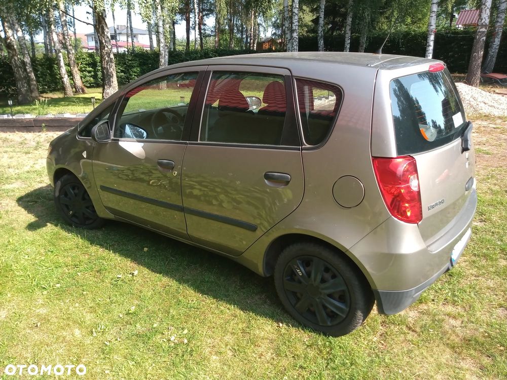 Mitsubishi Colt 1.1 Inform - 1