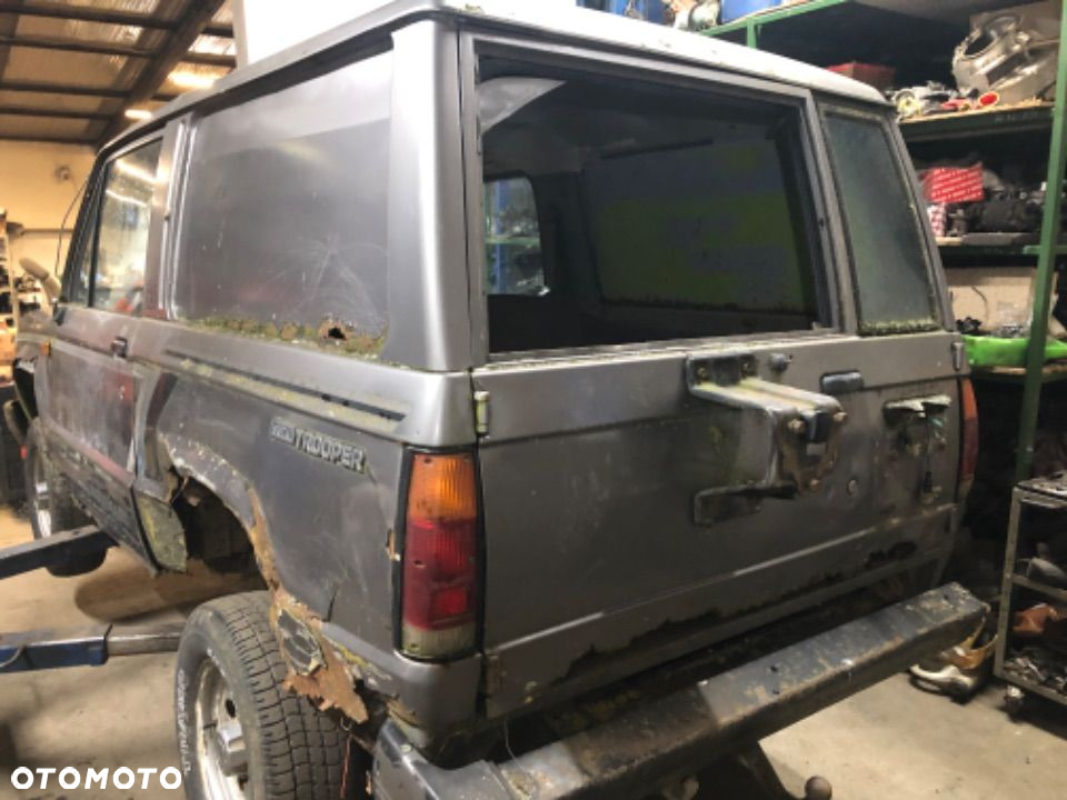 Isuzu trooper 1 2.8td na części - 4