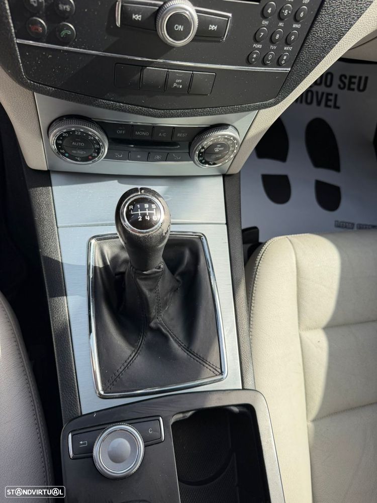 Mercedes-Benz C 200 CGi Elegance BlueEfficiency - 29