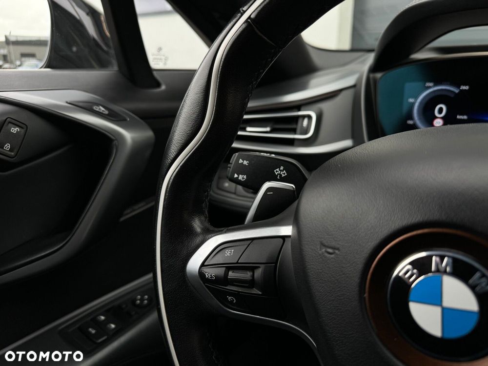 BMW i8 - 24