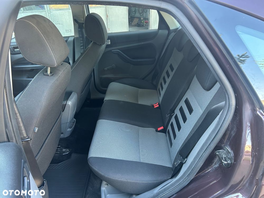 Ford Focus 1.6 Gold X - 12