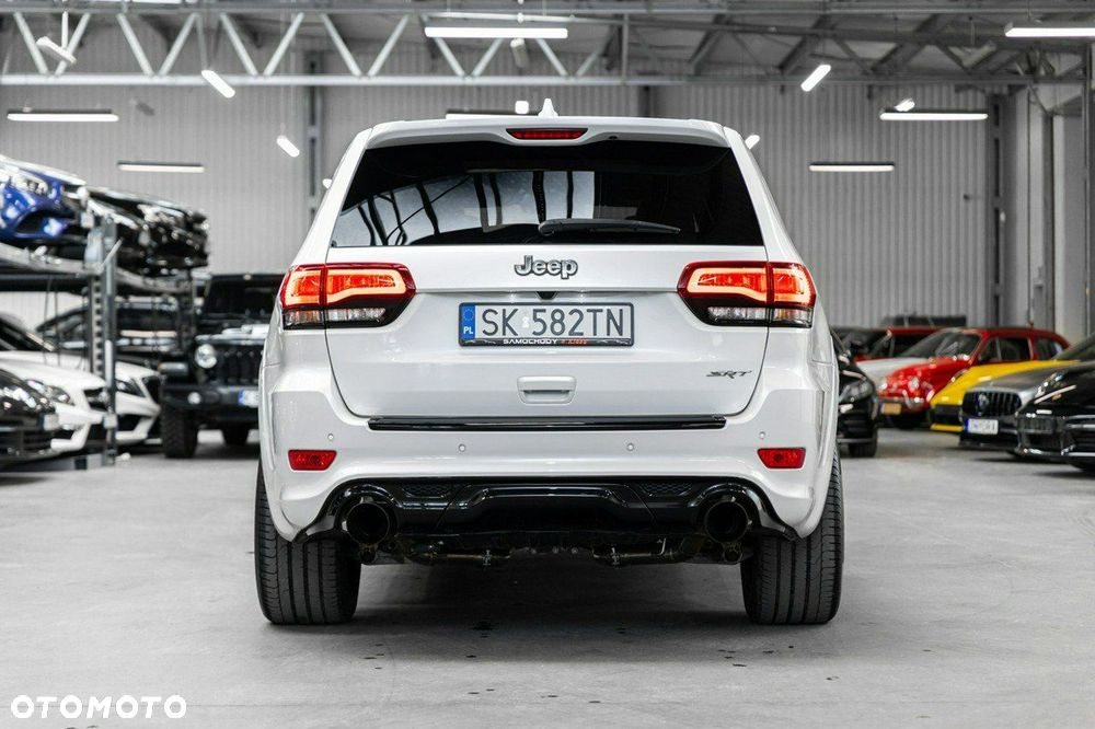 Jeep Grand Cherokee 6.4 V8 SRT8 EU6 - 8