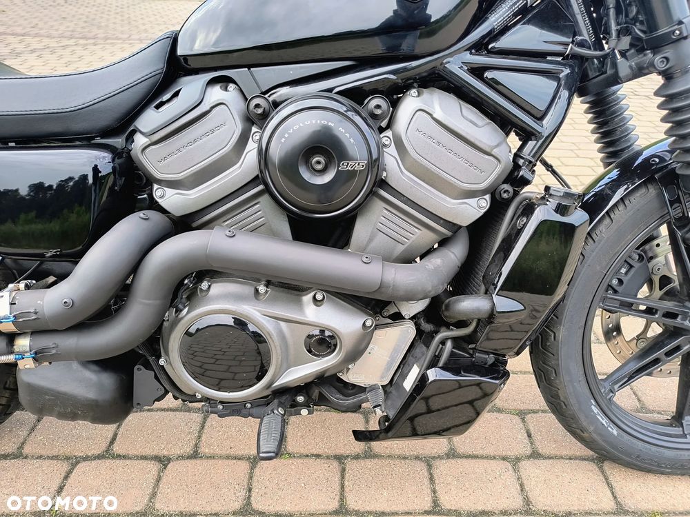 Harley-Davidson Sportster Nightster 975 - 9