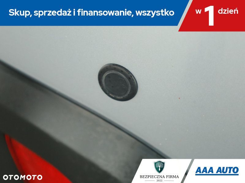 Mitsubishi Outlander - 17