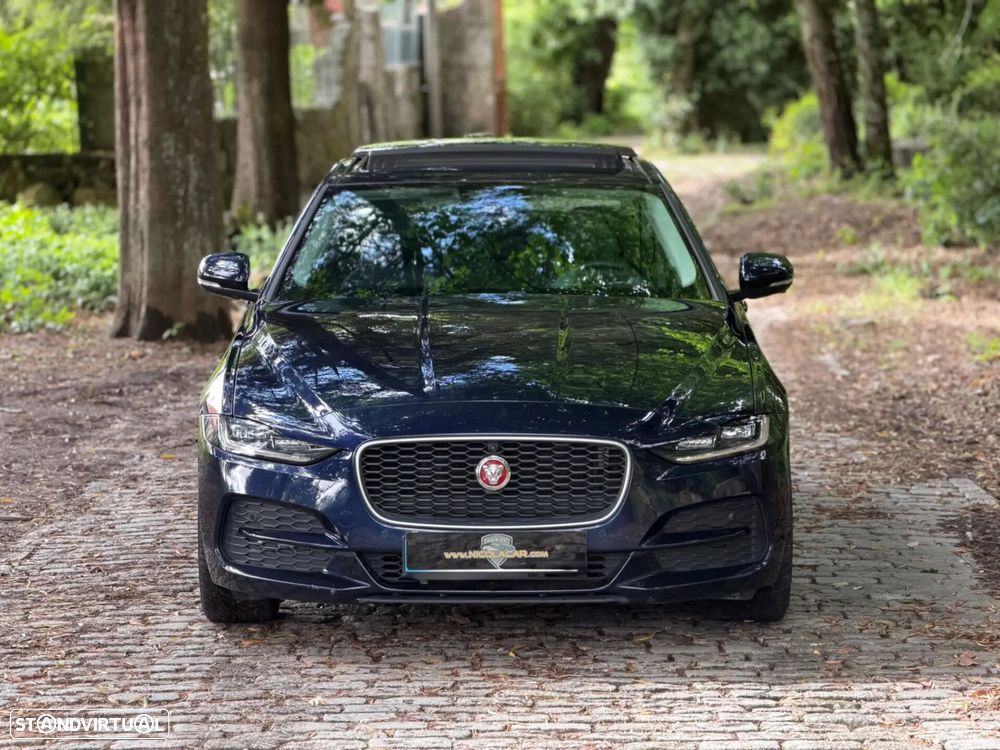 Jaguar XE 2.0 D R-Dynamic S - 3