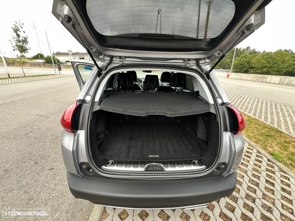Peugeot 2008 PureTech 130 GT Pack - 15