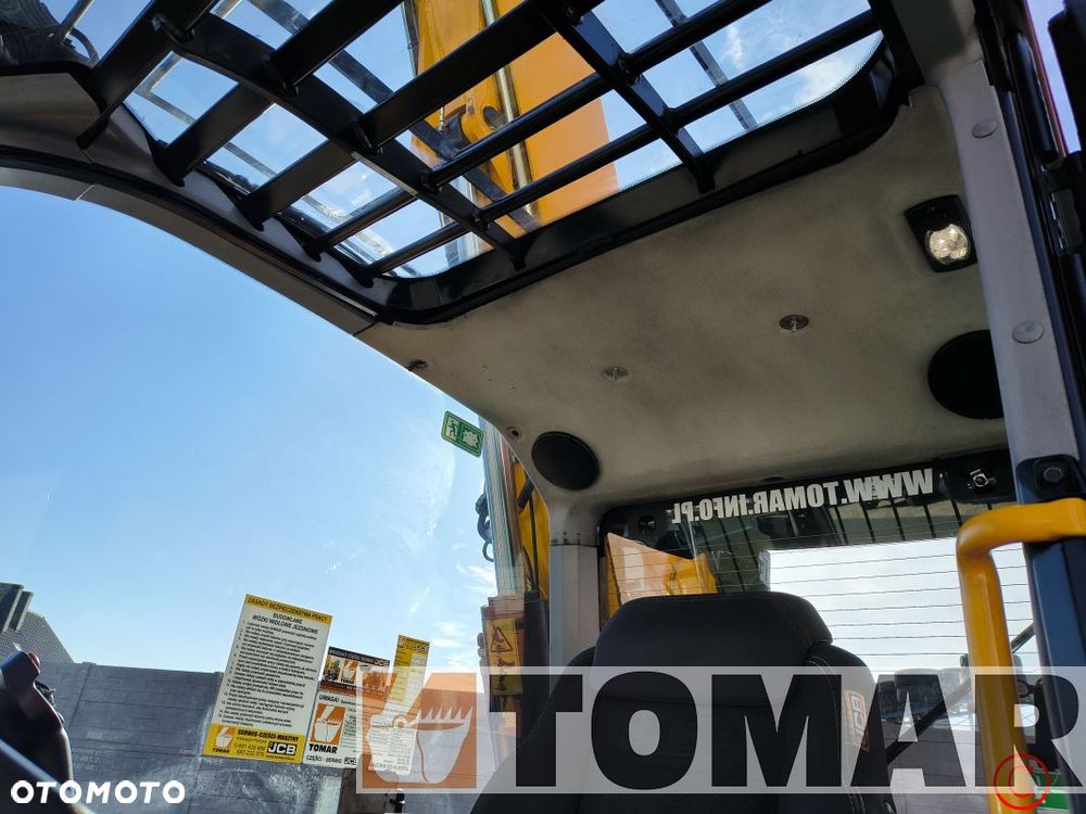 JCB 560-80 2023R agri - 25