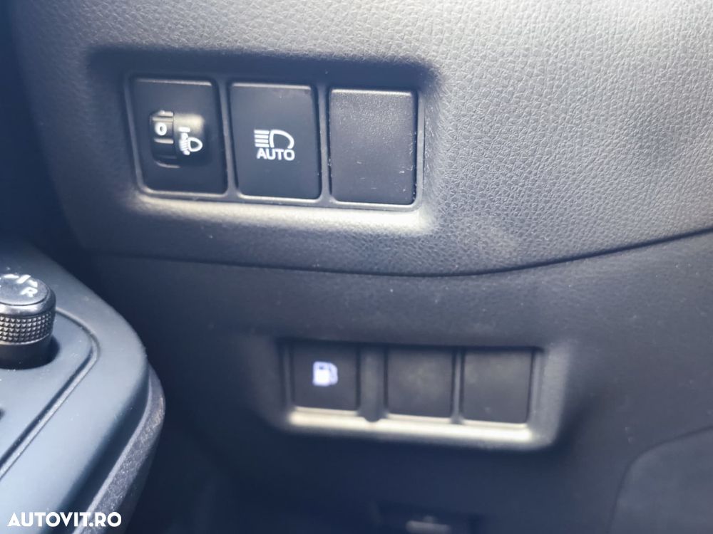 Toyota C-HR 1.8 HSD 122 CP 4x2 CVT Core - 30