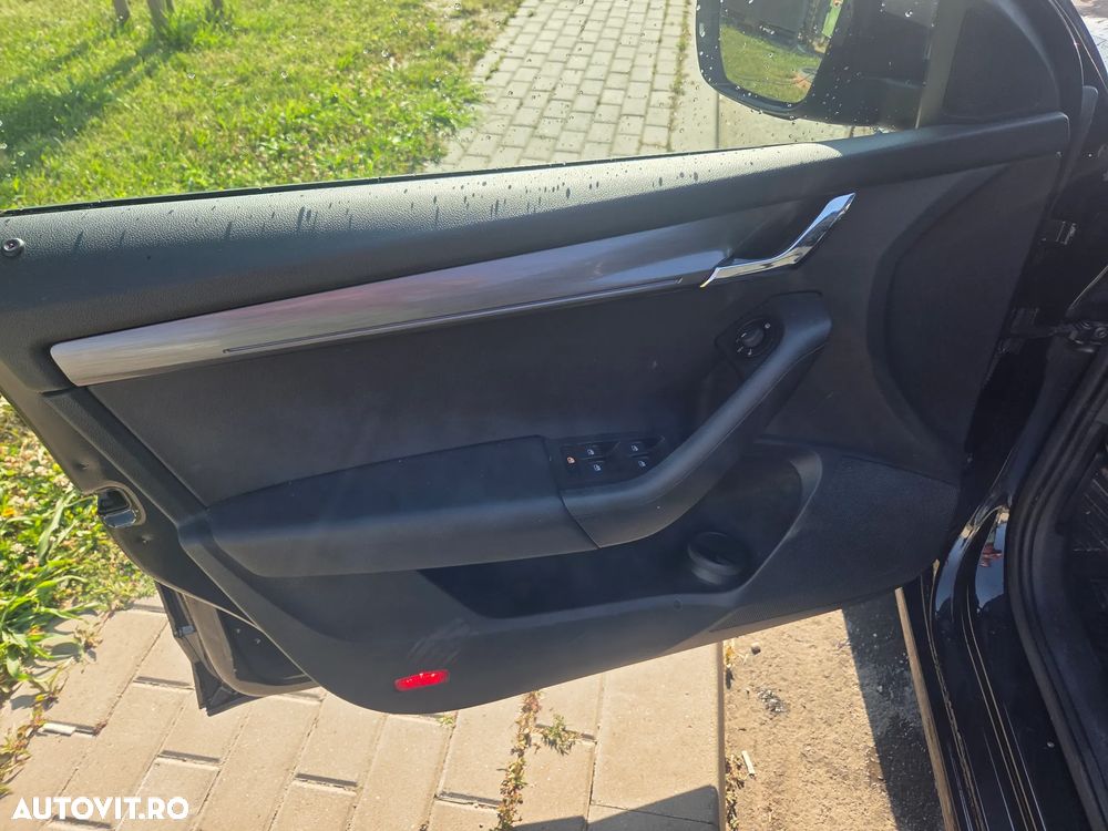Skoda Octavia 2.0 TDI DSG Style - 8