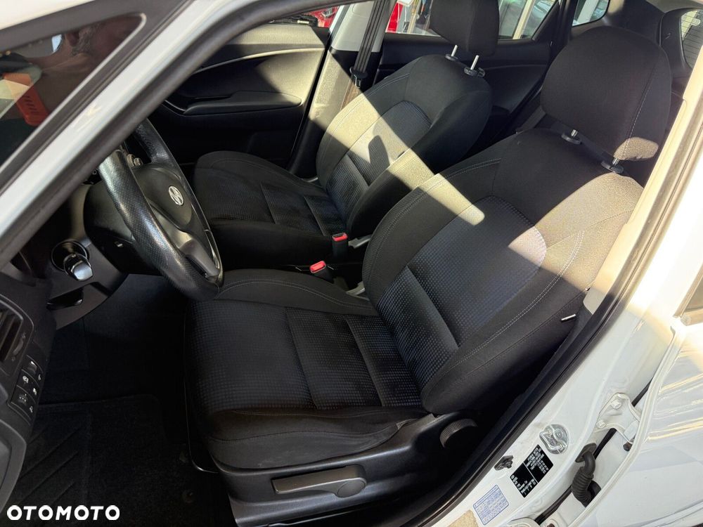 Hyundai ix20 - 21