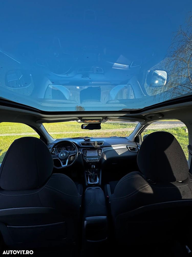 Nissan Qashqai 1.6 DCI Xtronic N-Connecta - 10