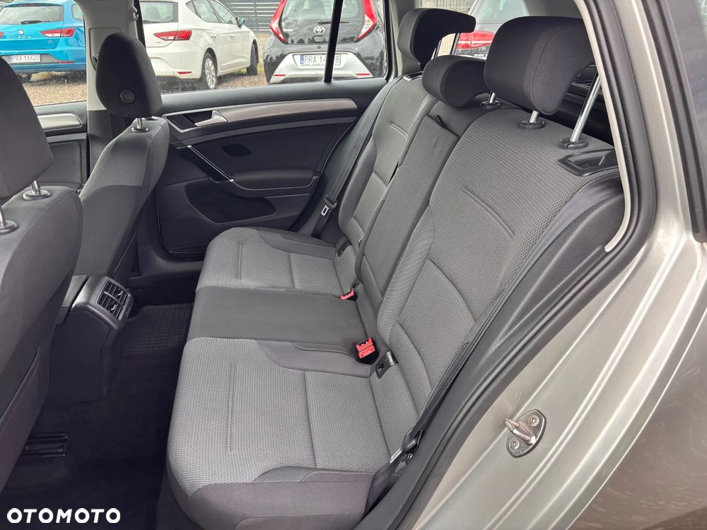 Volkswagen Golf Variant 1.6 TDI DPF Trendline - 21