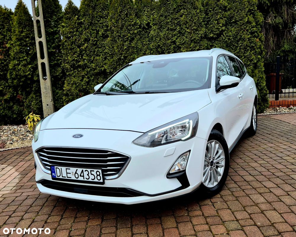 Ford Focus 1.5 EcoBlue STart-Stopp-System TITANIUM - 2