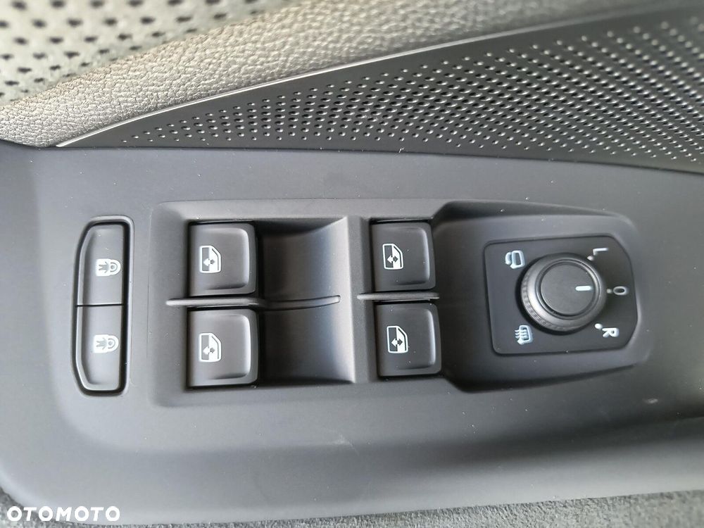 Skoda Superb 2.0 TSI Sportline DSG - 26