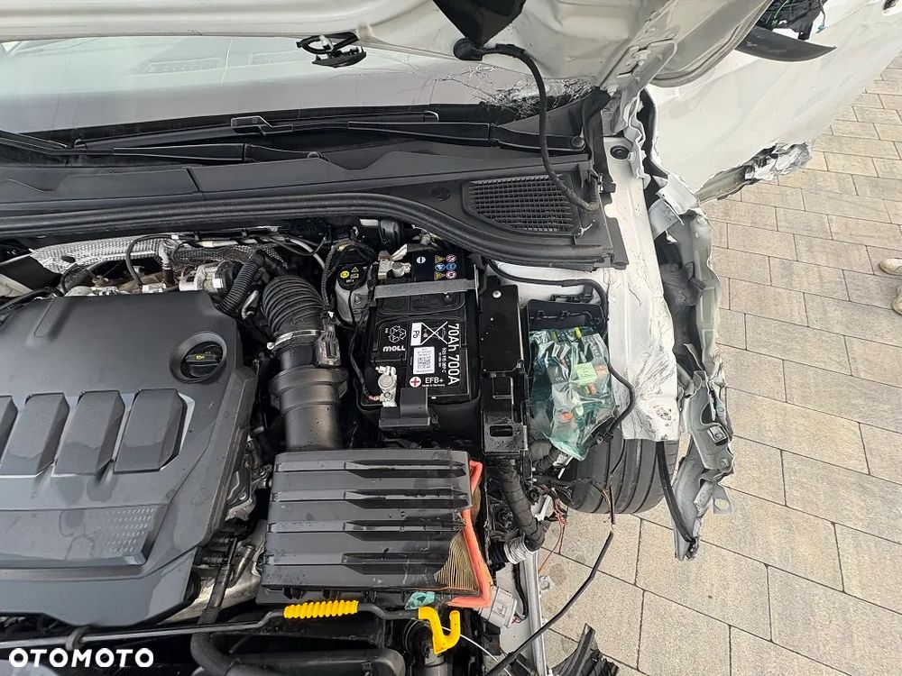 Volkswagen Golf VIII 2.0 TDI Life - 25