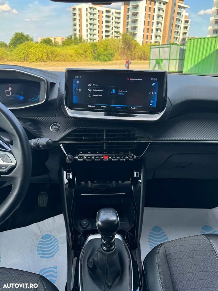 Peugeot 2008 PureTech 130 GT Pack - 27