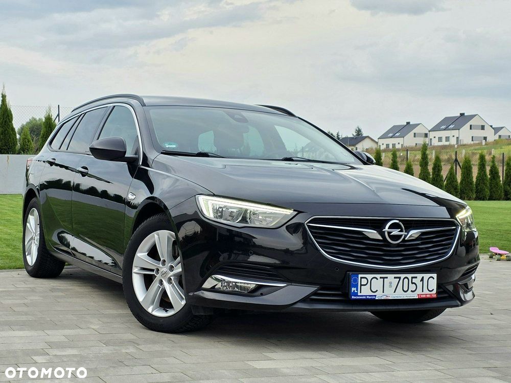 Opel Insignia - 1