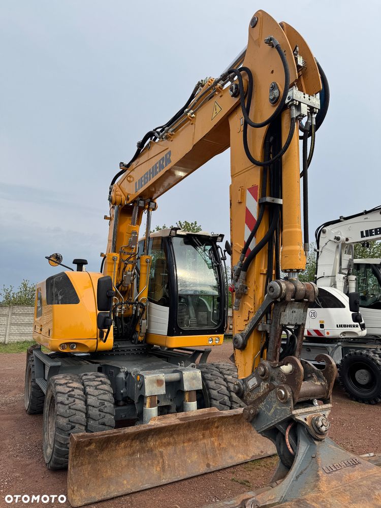 Liebherr - 21
