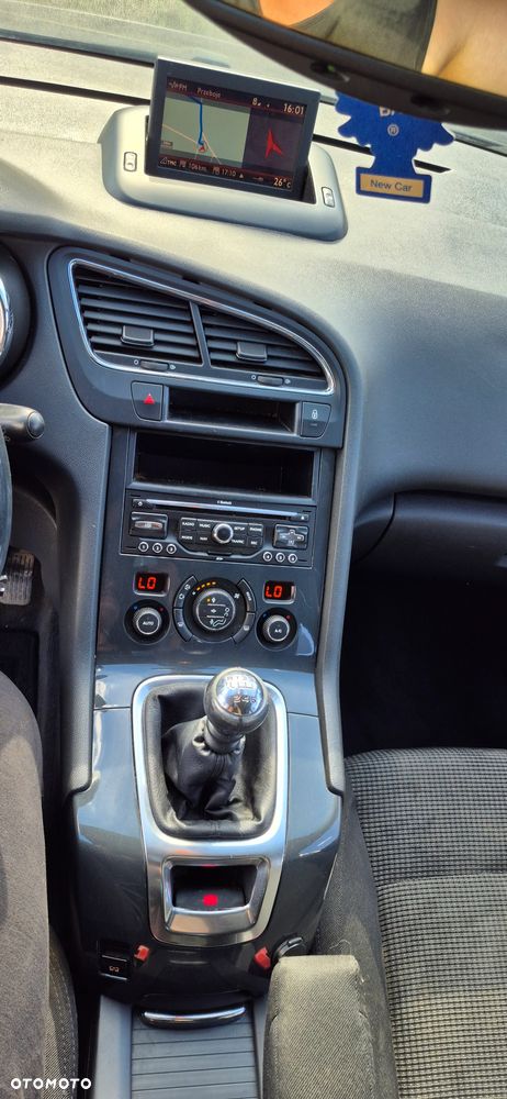 Peugeot 5008 1.6 HDi Premium - 13