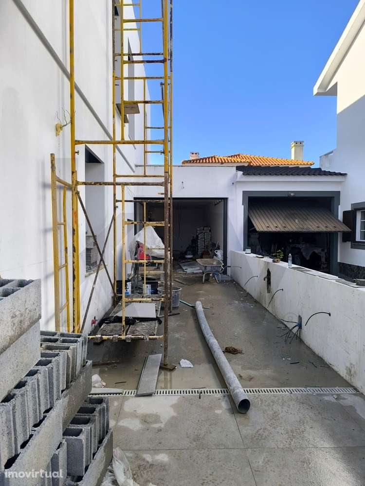 Moradia Contemporânea T4 – Quinta da Charnequinha, Amora - Grande imagem: 3/12