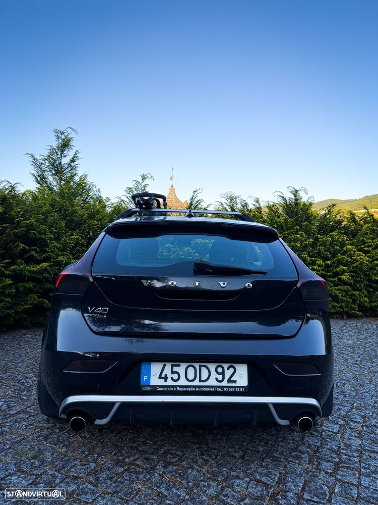 Volvo V40 1.6 D2 R-Design - 9