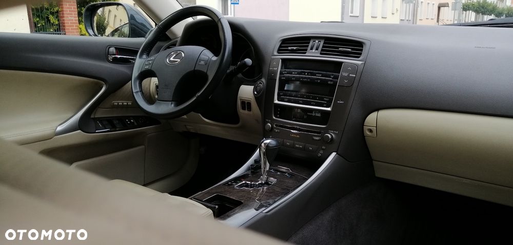 Lexus IS 250 Prestige - 5