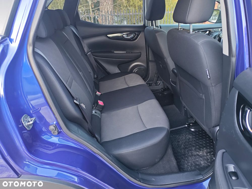 Nissan Qashqai 1.5 dCi DPF acenta - 6