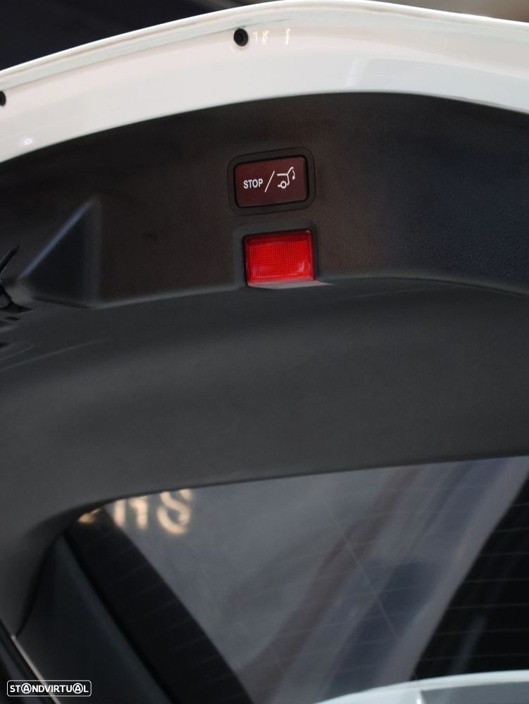 Mercedes-Benz CLA 220 d Shooting Brake AMG Line Aut. - 16