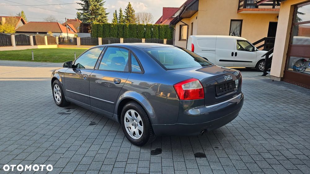 Audi A4 Limousine 2 - 4