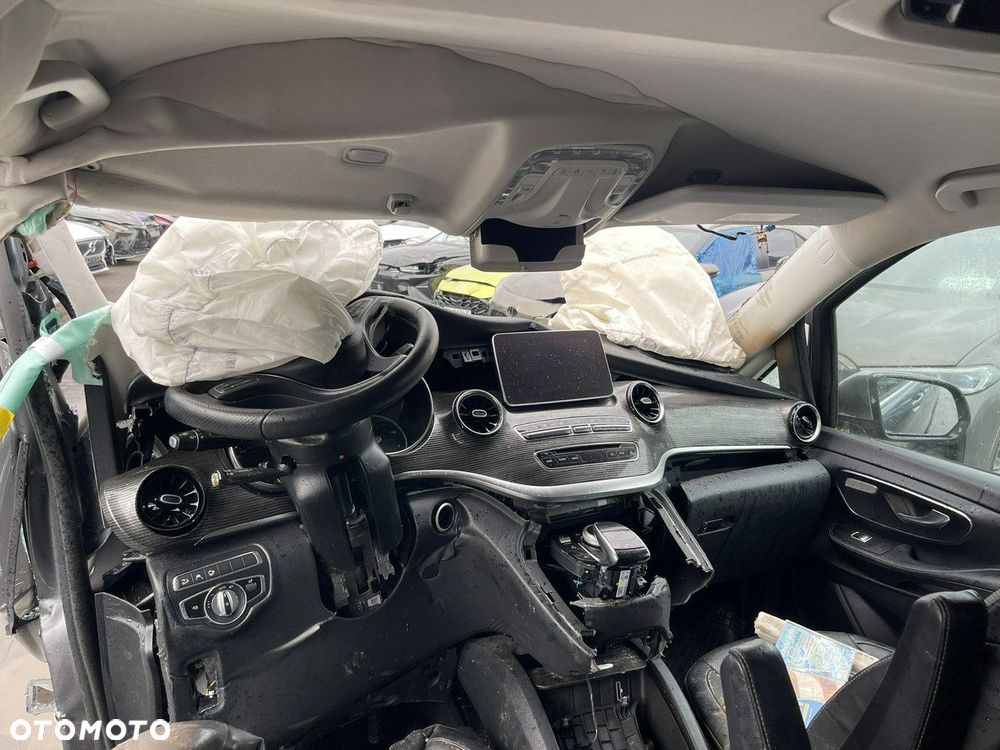 Mercedes-Benz Klasa V 300 d lang 4Matic 9G-TRONIC Exclusive - 8