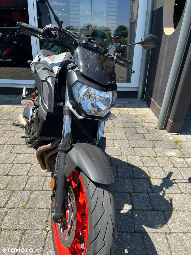 Yamaha MT - 1