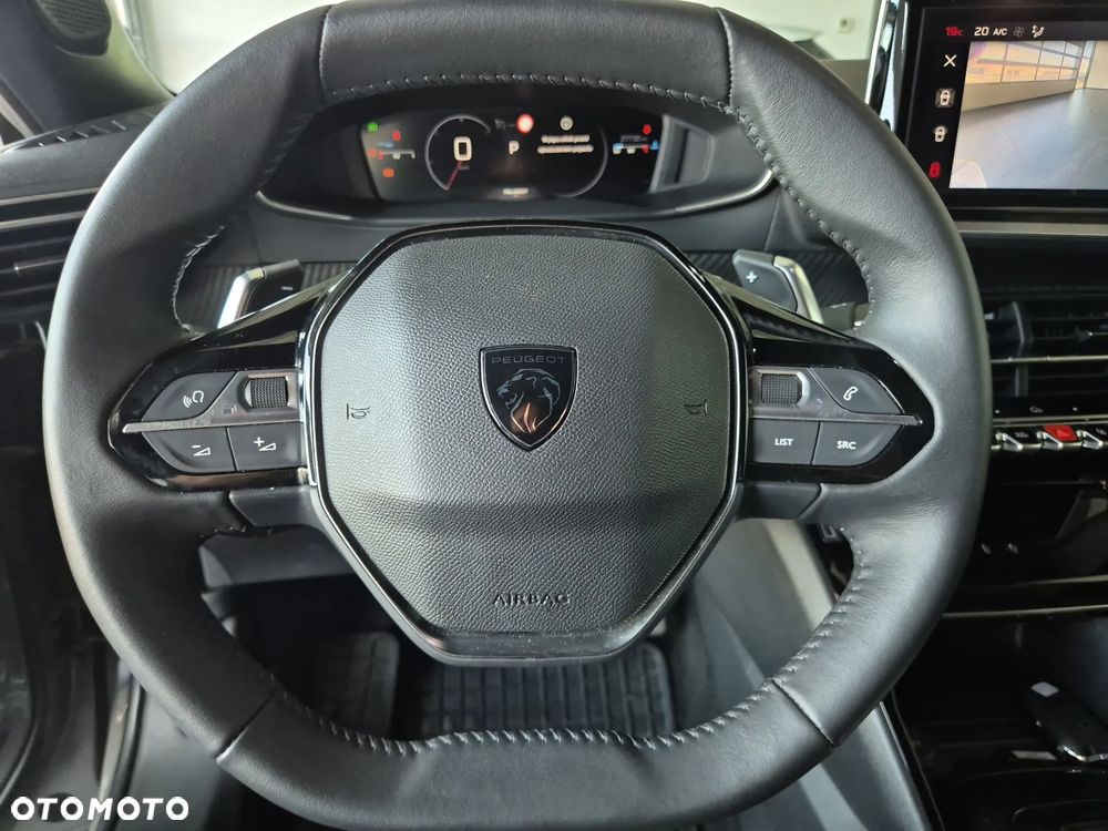Peugeot 2008 PureTech 130 Allure S&S EAT8 - 22