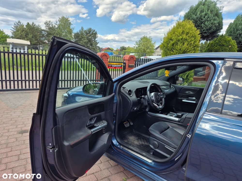 Mercedes-Benz Klasa B 200 d AMG Line 8G-DCT - 14