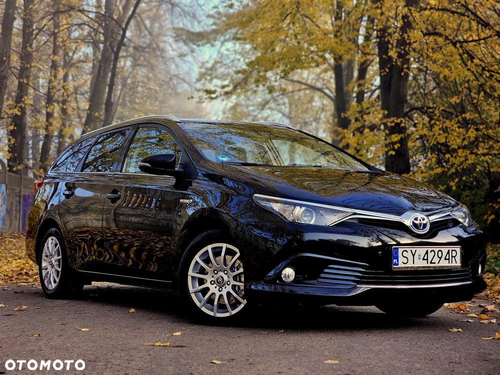 Toyota Auris 1.8 HSD Luna - 12
