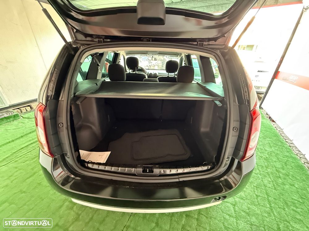 Dacia Duster 1.5 dCi Confort - 11