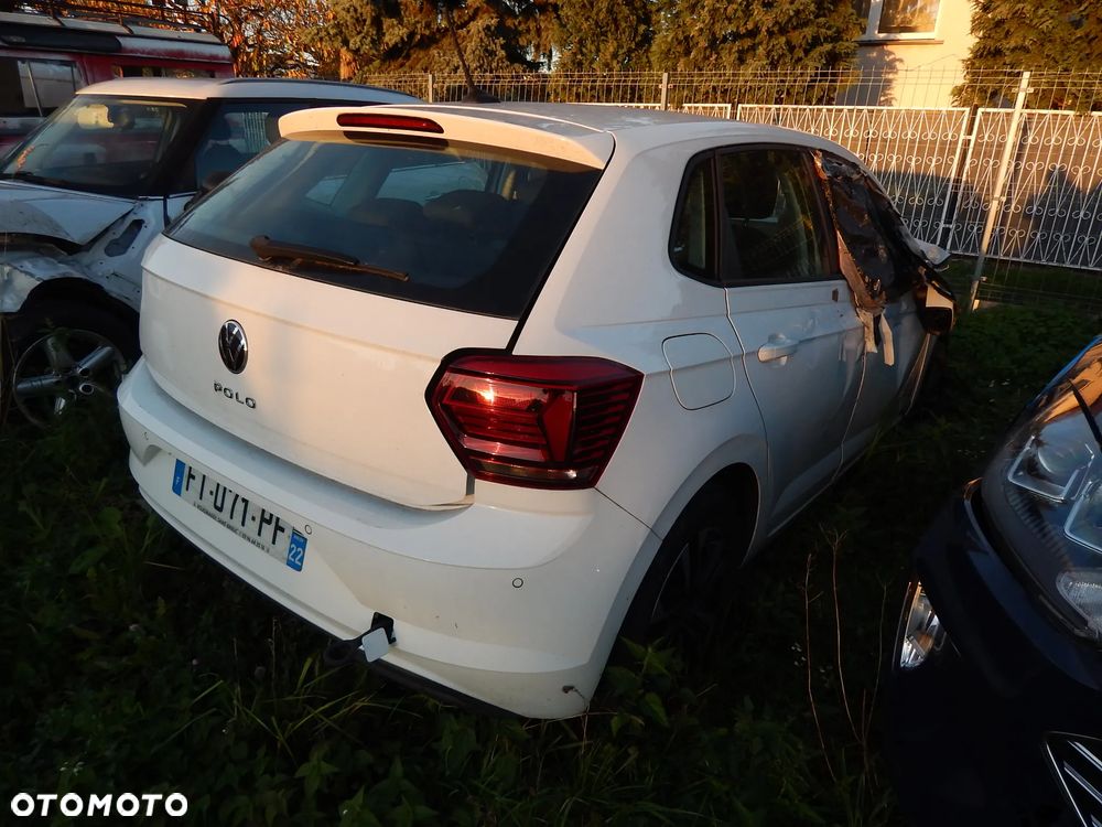 Volkswagen Polo - 3
