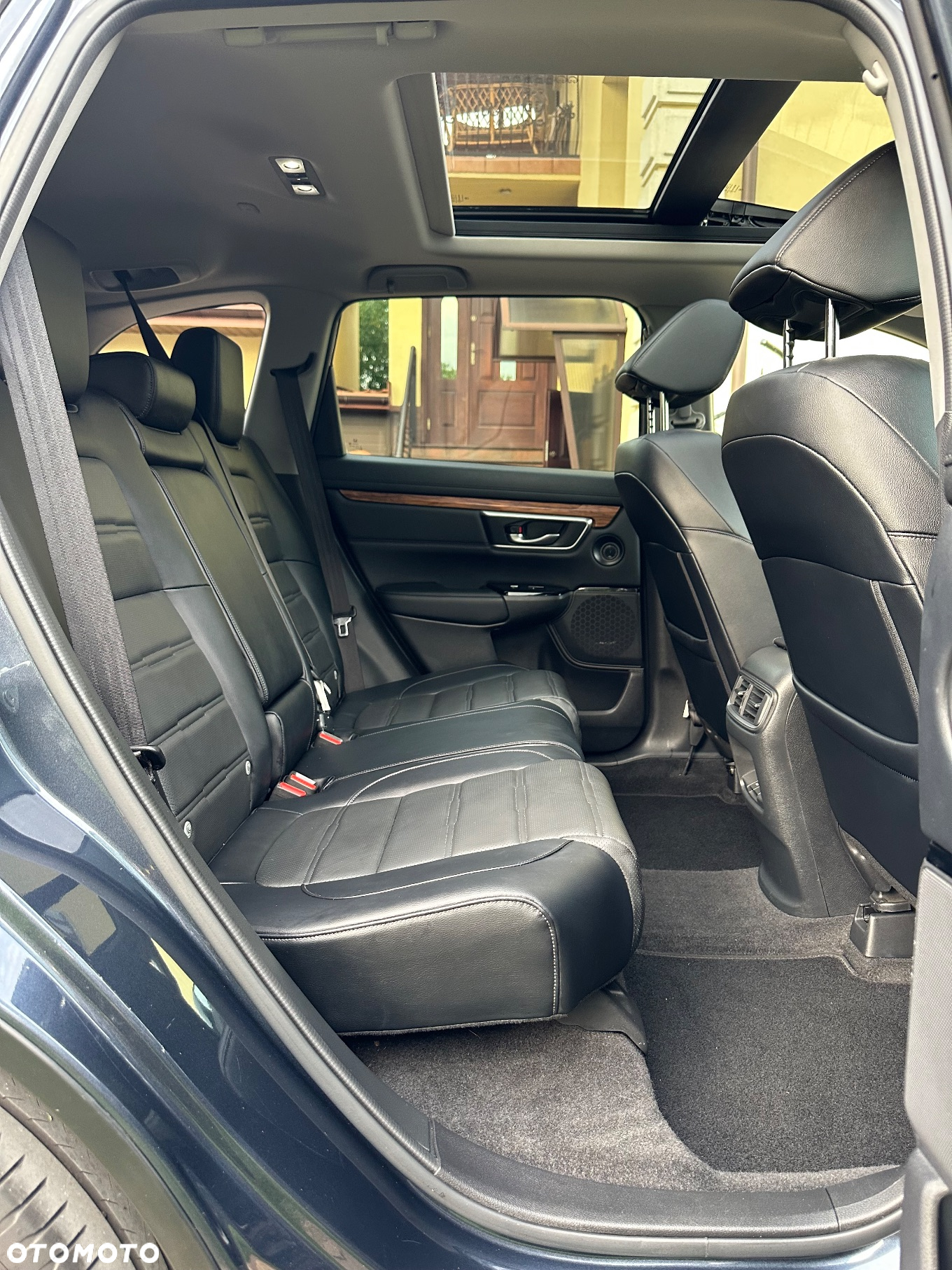 Honda CR-V 1.5T 4WD CVT Executive - 27