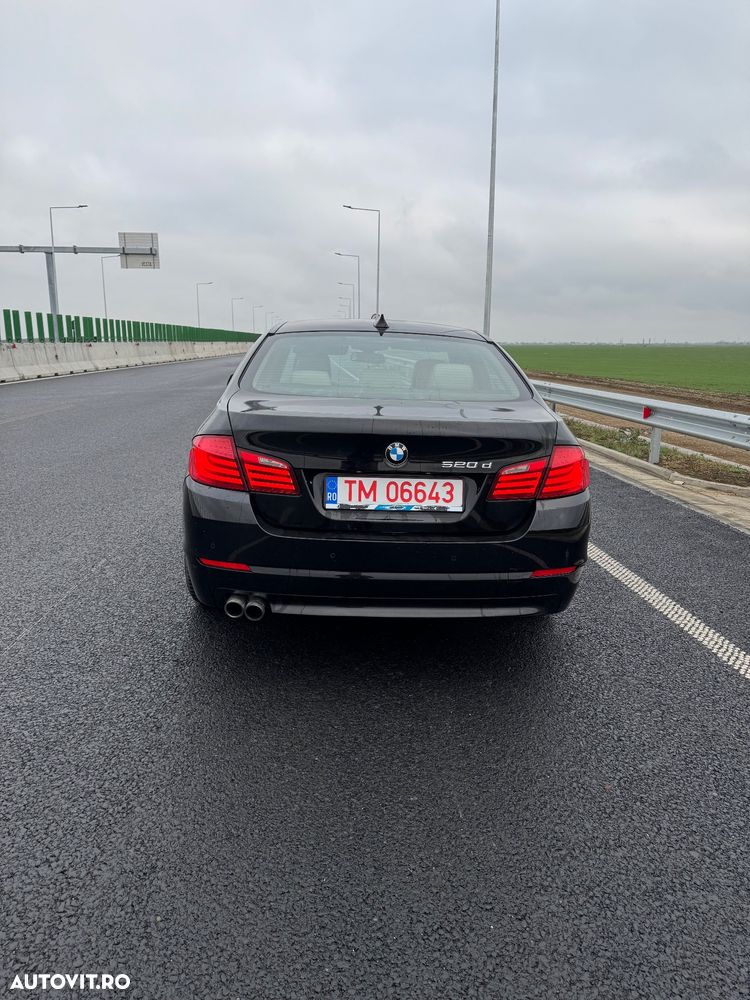 BMW Seria 5 520d - 3