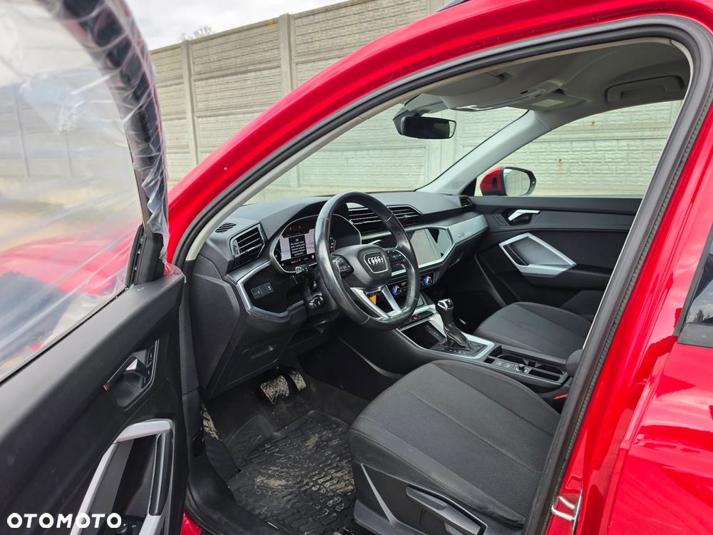 Audi Q3 45 TFSIe S tronic - 8