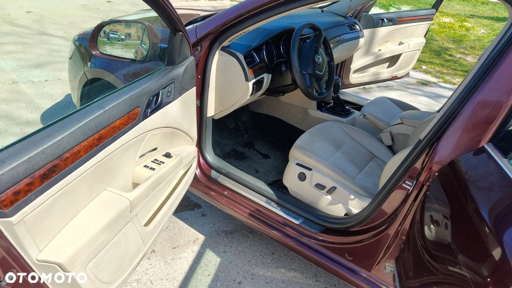 Skoda Superb 1.8 TSI Ambition - 16