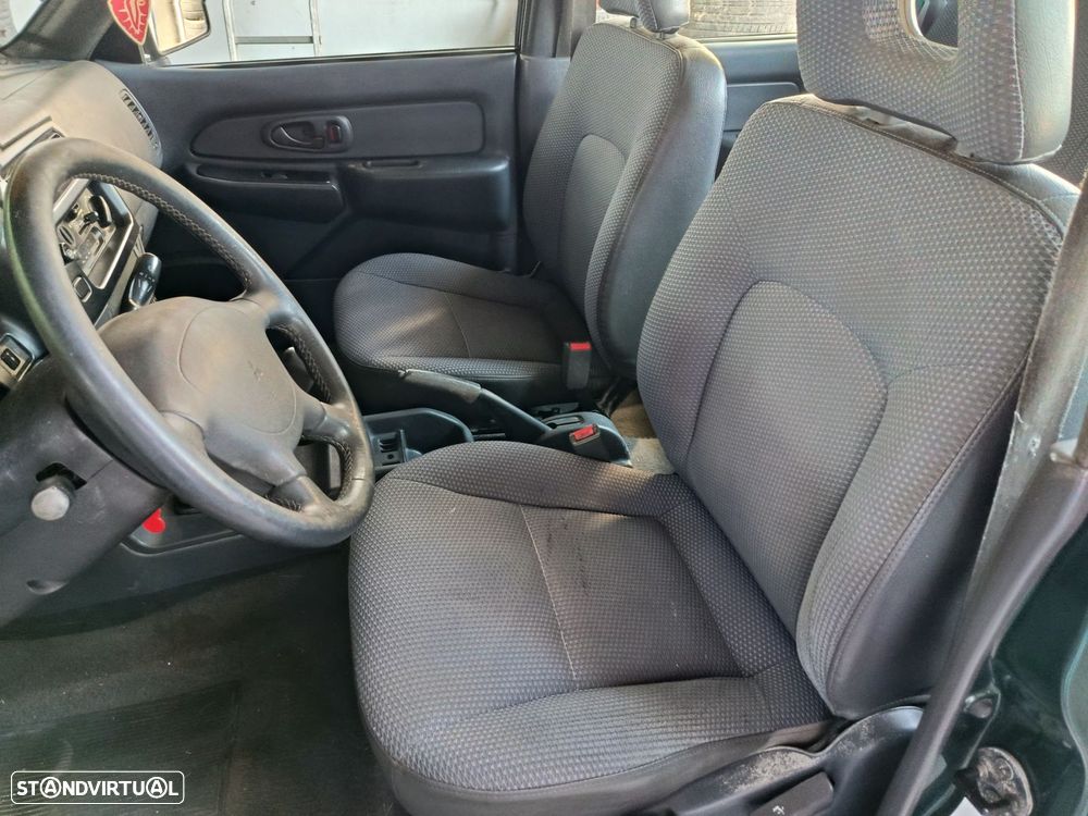 Mitsubishi L200 2.5 TD CD — fotografia 7