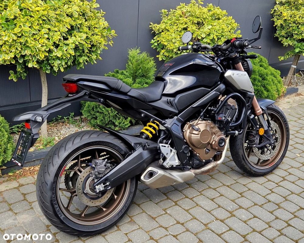 Honda CB - 4