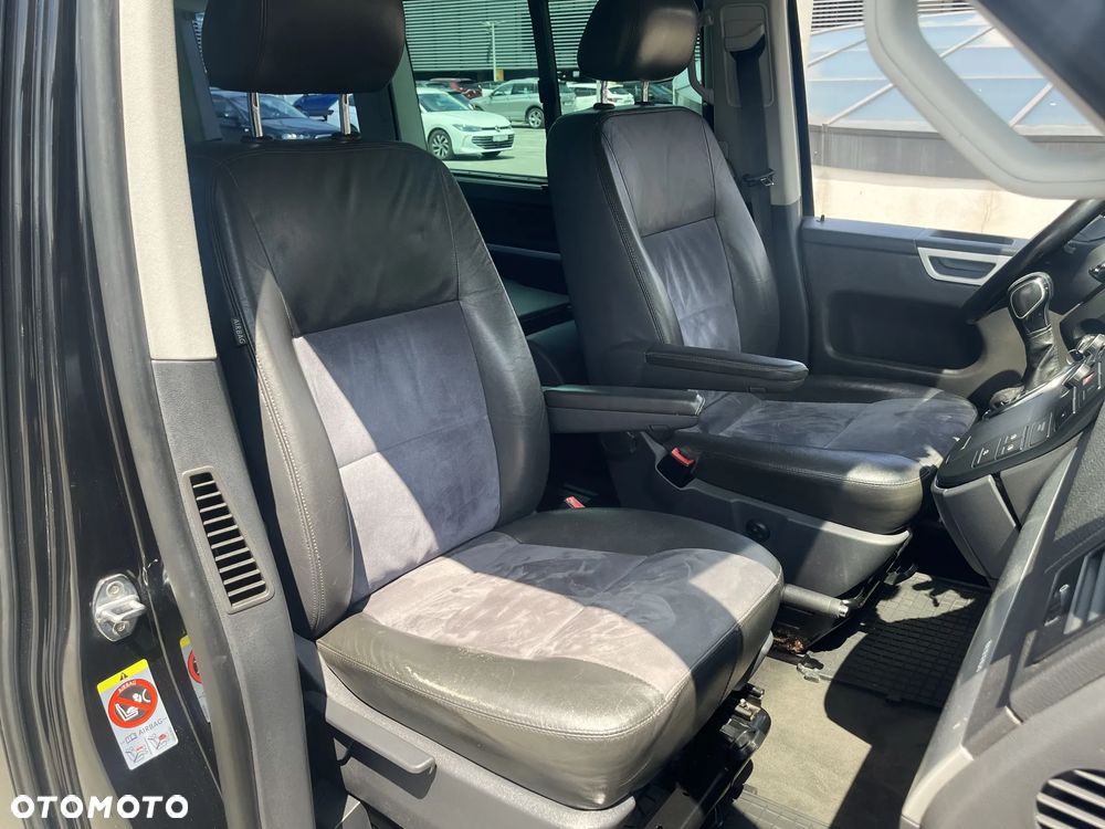 Volkswagen Multivan - 34
