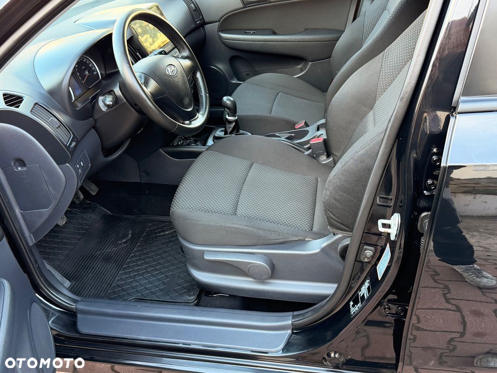 Hyundai i30 1.4 Edition Plus - 26