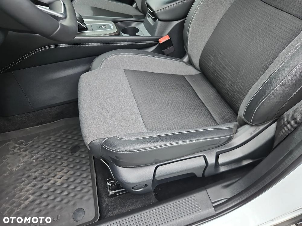 Nissan Qashqai 1.3 DIG-T MHEV N-Connecta Xtronic - 13