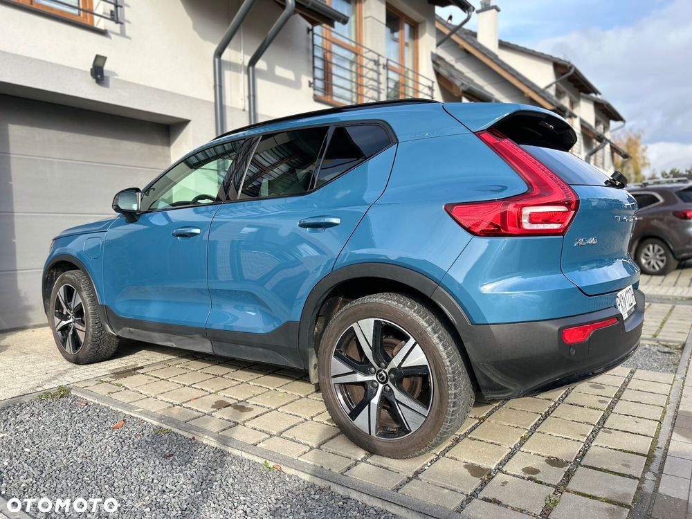 Volvo XC 40 T5 Plug-In Hybrid Plus Dark - 3