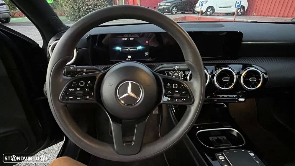 Mercedes-Benz A 250 e 8G-DCT Advanced Progressive - 24