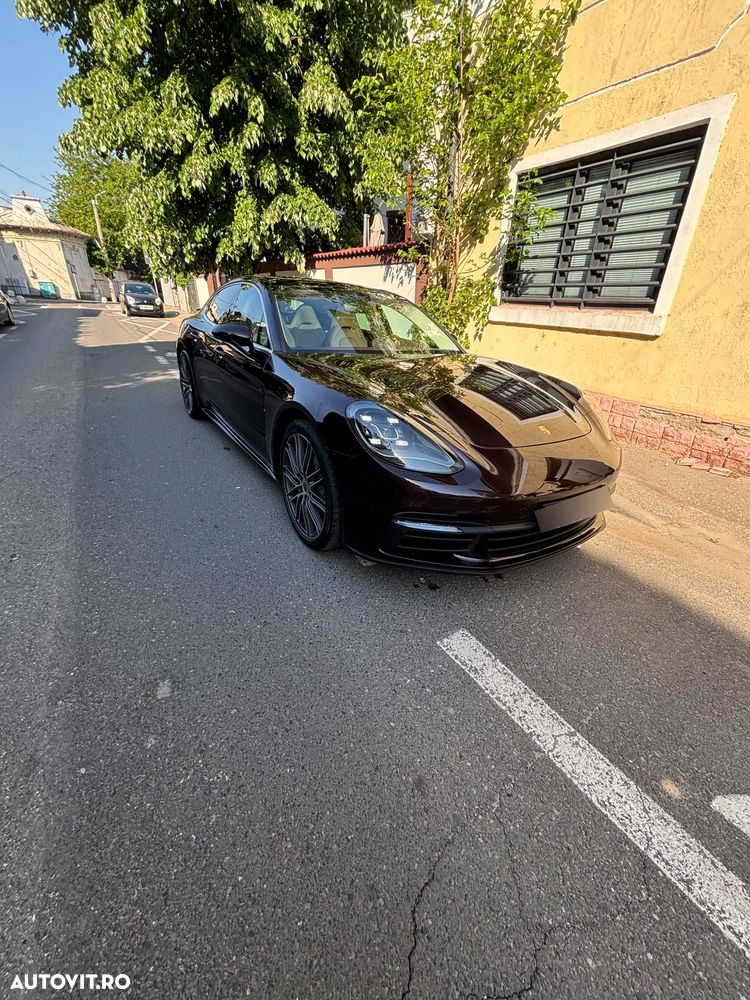 Porsche Panamera 4S - 5