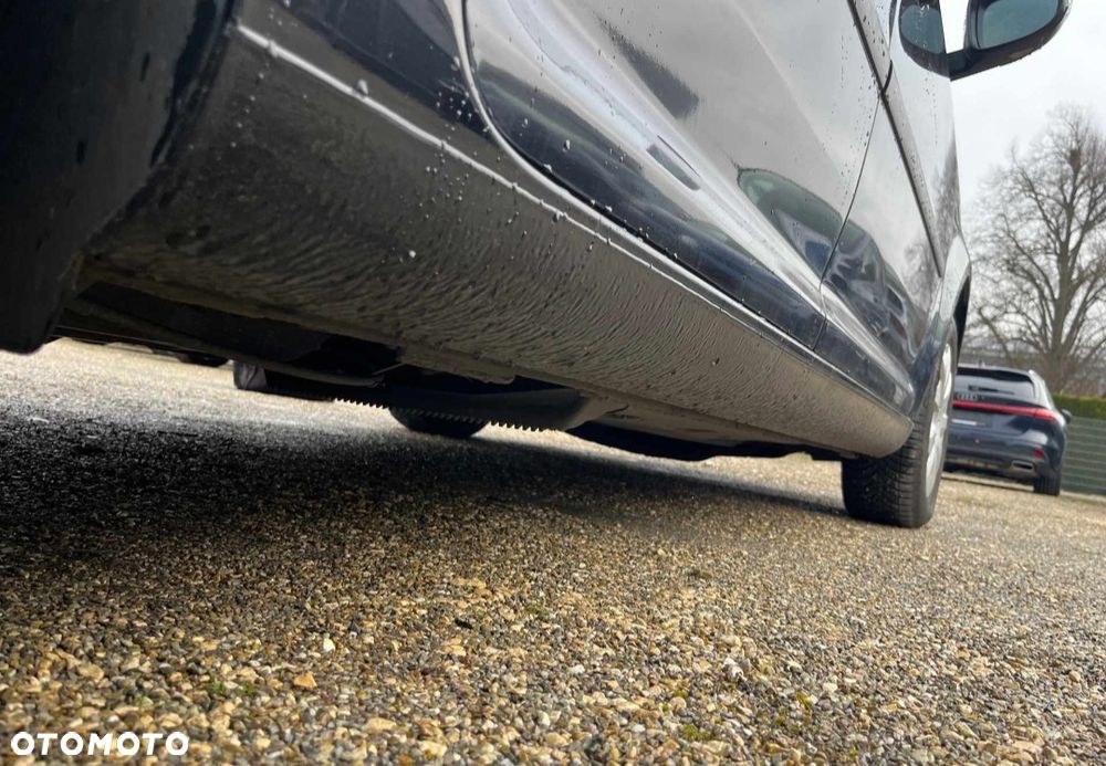 Volkswagen Touran 1.6 TDI DPF Trendline - 7